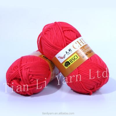 China Anti-pilling Yarn 100 Soft Acrylic Thread Hand Knitting Yarn for sale