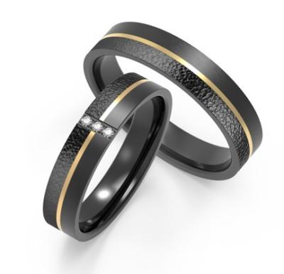 China Stylish Black Titanium Alloy Couple Rings Set Two Color Embellished With Zircon for sale