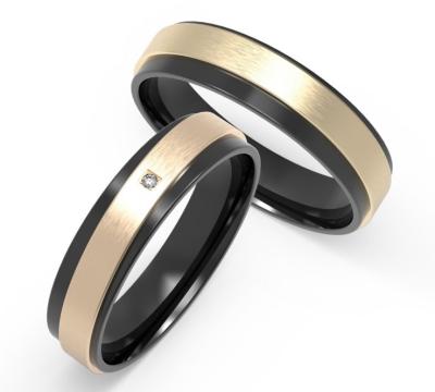 China Metal Black Titanium Ring Set IP Gold Couple Zircon Wedding Band for sale