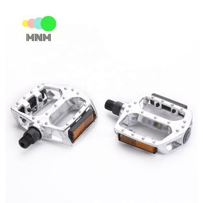 China MNM High Quality Anti-skid Pedal Bicycle Pedal Aluminum Alloy Bike Pedals For MTB Road Mountain for sale