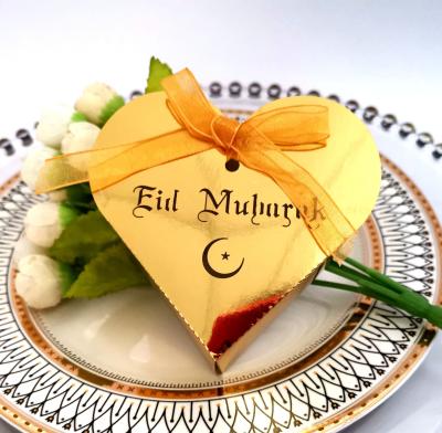 China Custom Heart Shaped Eid Mubarak Party Paper Supplies Gift Boxes Gold Paper Ramadan Favor Box Eid Mubarak for sale