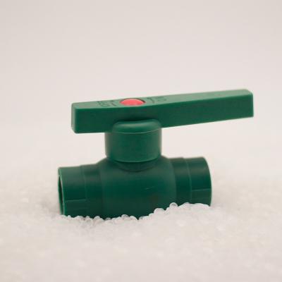 China 25mm Plastic Straight Handle PPR Water Valve With Brass Ball Plastic Ball Valve 20mm 32mm for sale