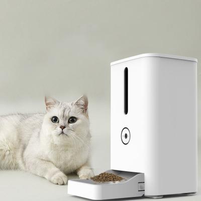 China Automatic Pet Feeder For Dogs Cat Food Vending Machine for sale