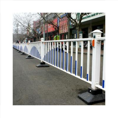 China No Fading China Factory Supply Double Wire Road Fence Safety Making Machine Garden Fence for sale