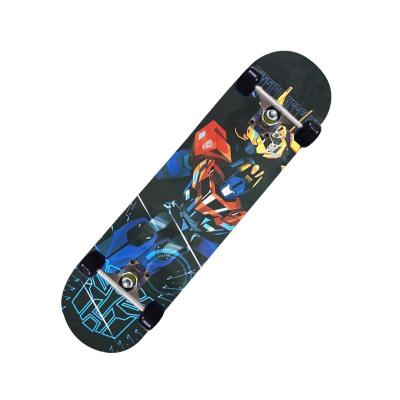 China Anti-pressing resistance factory price design model new Canadian professional skateboard beginner 7-ply maple four-wheel scooter for sale