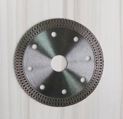 China Hot pressing sinter ceramic tile turbo blade diamond saw blade supplier for sale