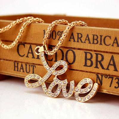 China Perfect Letter LOVE Necklace LOVE Fashion Necklace Sweater Chain Lover Gift Necklace for sale