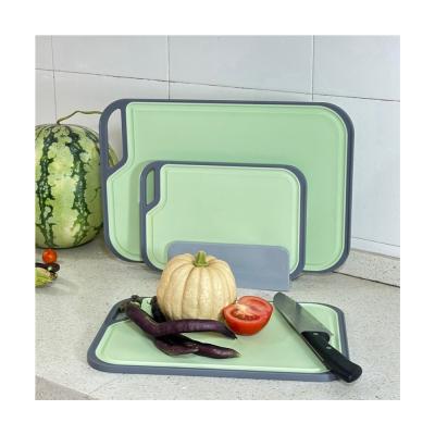 China Square Plastic Chopping Board Set of 3 with Non-Slip Feet and Deep Drip Juice Groove for sale