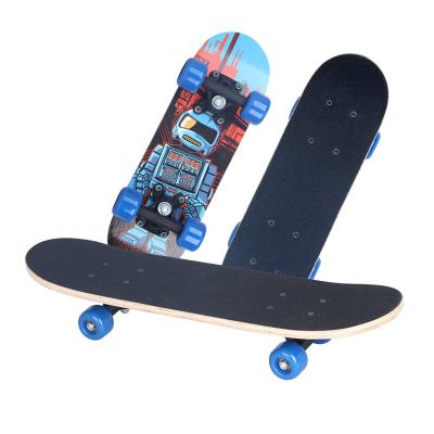 China Child China Manufacture Professional Durable Using 9 Layer Chinese Maple Skateboard For Kids for sale