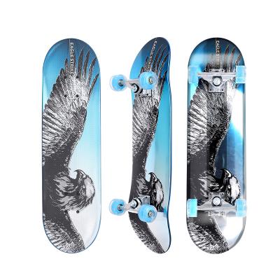 China Hot Sale 28x8inch Youth Double Kick Plastic Cruiser Skateboard With PU Lights Wheels for sale