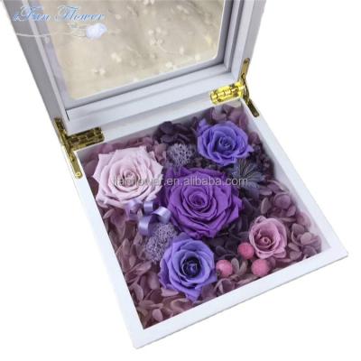 China Natural RoseB Sales Promotion Fresh Box Of Hot Wooden Bottom Or Preserved Flower Fresh Box for sale