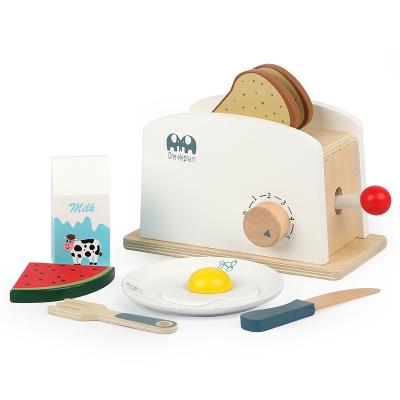 China Eco-friendly Material Wooden Kitchen Toys Bread Machine Kids Kitchen Play Set Toys for sale