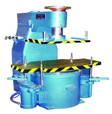 China Steel Durable In Use Shake Compression Casting Machine , Casting Production Equipment for sale