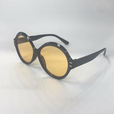 China Fashion sunglasses 30240-97130 black oversized big frame with color tints lenses brand designer vintage sunglasses uv400 2023 for sale