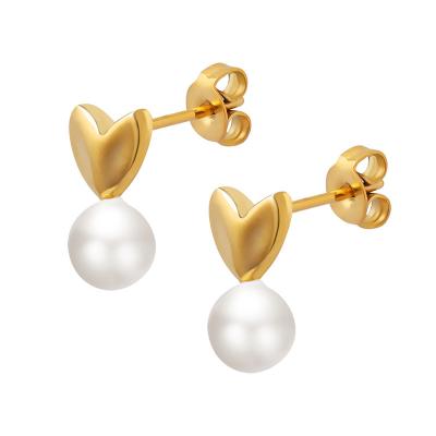 China Hot Selling Fashionable Simple 18K Gold Plated Peach Heart Ear Studs Stainless Steel Pearl Heart Stud Earrings for sale