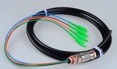 China Sc / Apc 4 Core Pigtail Fiber Optic Cable Waterproof With 1310nm-1550nm Wavelength for sale