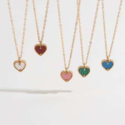 China New Style Waterproof Necklace Clavicle Chain 18k Stainless Steel Heart Shaped Pendant Necklace Gold Plated For Women Jewelry for sale