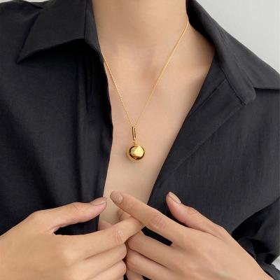 China Famous Brand Designer Waterproof High Quality Classic 18K Gold Plated Necklace Gold Woman Ball Luxury Jewelry for sale