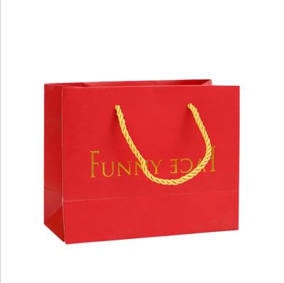 China Portable Wedding Custom Color Candy Bag Return Celebration Gift Paper Bag Paper Bag Gift Box for sale