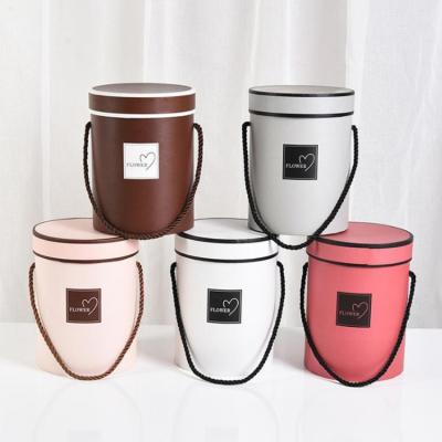 China Biodegradable Gift Box Cardboard Cylinder Bucket Flower Box Valentine's Day Case Birthday Package for sale