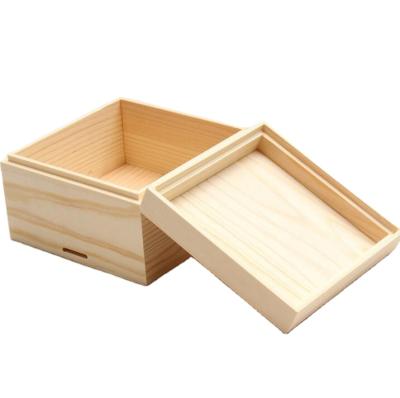 China Handmade Solid Wood Wooden Square Gift Box With Natural Color for sale