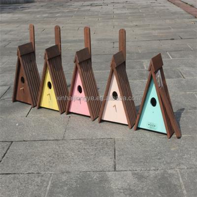 China Viable Colorful Wooden Bird House for sale