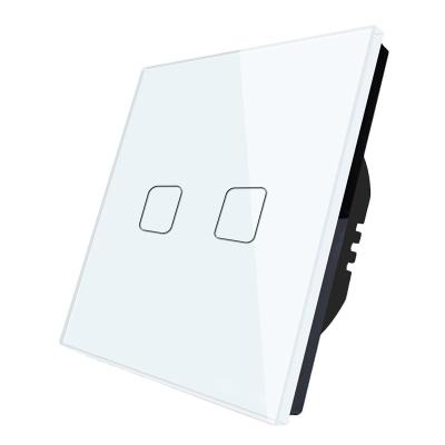 China Wholesale Smart WiFi Switch With Socket Universal Glass Panel Wall Outlet With Lamp Switch 120mm*72mm*43mm for sale