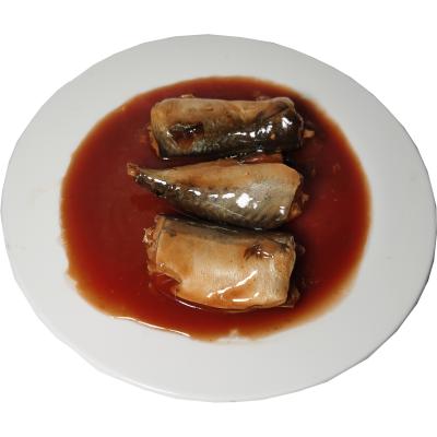 China Canned High Quality Canned Mackerel In Tomato Sauce 425g Canned Fish Food for sale