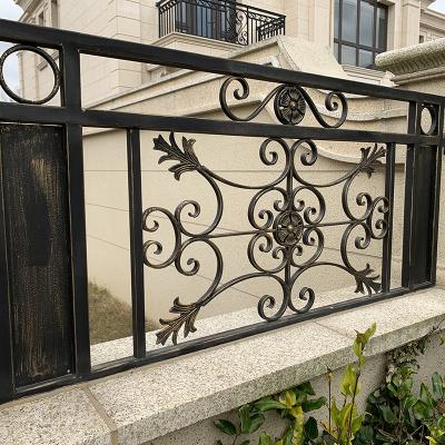 China Cheap High Security China Balcony Railings Wrought Iron Balcony Railing Fence Balcony Railing for sale