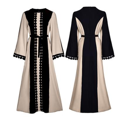 China 2021 Latest Turkish Ladies Robe Long Sleeve Muslim Robe Dubai Turkey Luxury Wholesale Muslim Abaya Kimono Long Sleeve Robe For Women for sale