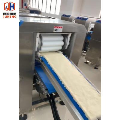 China Van de de Maker Chinese Snack van Ce de volledig Automatische Roti Productielijn van Shaobing Sesam Met een laag bedekte Te koop