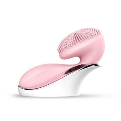 China Acne Treatment Sonic Silicone Design Skin Cleanser Spinning Brush Waterproof Tool For Remove Acne Portable Deep Facial Cleansing Brush for sale