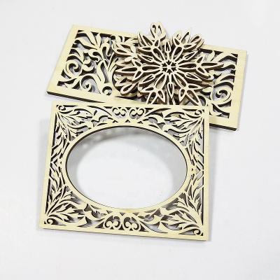 China Europe OEM Laser Cutting Antique Wood Crafts for sale