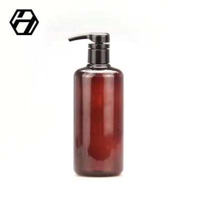 China HOGNHE 500mlAmber Cosmetic Plastic Pet Shampoo Lotion Bottle With Spray Pump Cap Wholesale for sale