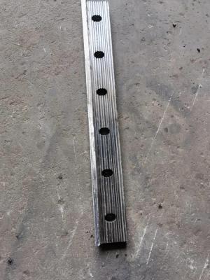 China Al aluminum 6106-t6 6 holes with serration fish plates 600 mm length for sale