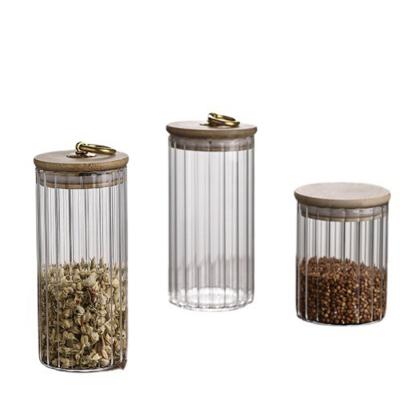 China Wholesale Freshness Preservation Multiple Sizes High Borosilicate Glass Jar For Food Storage With Bamboo Lid for sale