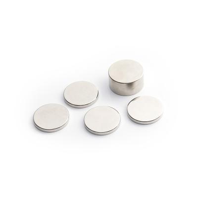 China Industrial Strong Powerful Permanent Ultra Thin Round Thin Disc Magnets Neodymium Rare Earth Magnet Magnet Casting Cutting Disc ±1% for sale