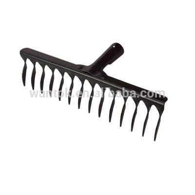 China Effortless Yard Maintenance with Durable Garden Rake and Twisted Teeth Design for sale