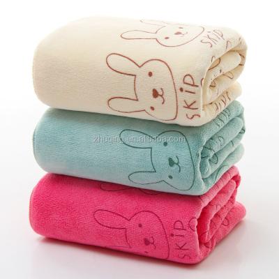 China Custom Colorful Microfiber Low Price QUICK DRY Large Bath Towel for sale