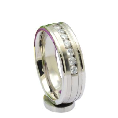 China Hot Selling Titanium Steel FASHIONABLE Ring High Quality Rings Men and Women Waterproof Crystal Ring Jewelry for sale