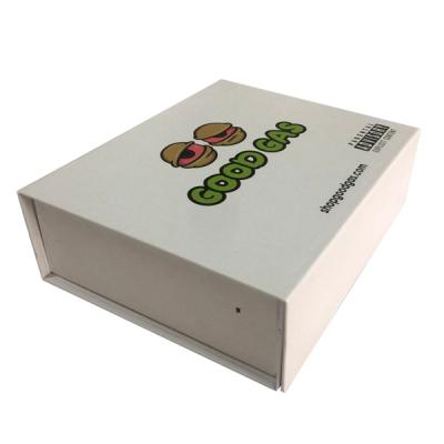 China High Quality Materials Makeup Gift Box Recycled Luxury Candy Gift Box With Logo for sale