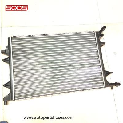 Chine Radiateur d'eau Radiateur quotidien Iveco 504011119 à vendre