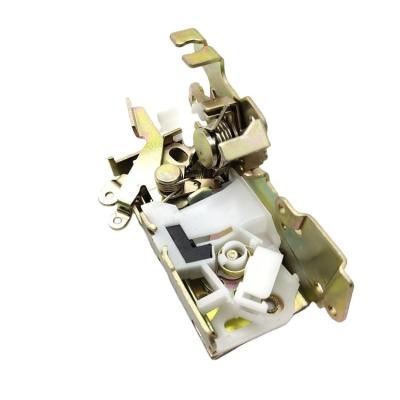 Chine Fermeture de porte avant gauche personnalisée pour Mercedes Sprinter 9017201035 9017200135 9017200335 à vendre
