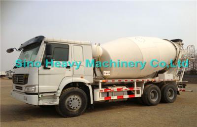 China 371 hp Manual 8cbm Concrete Mixer Trucks / EURO II HOWO Truck 6x4 for sale