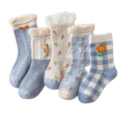 China Breathable 5 Pairs/Sets 1 To 12 Years Old Girls Socks Autumn Winter Plaid School Cartoon Cute Kids Socks Warm Stripe Socks Fashion Y0065 for sale