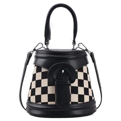 China Daily Life Women Chessboard Lattice Cross - Bucket Bag Ladies Designer Mobile Phone Messenger Bag Body Shoulder Bags Y0214 for sale