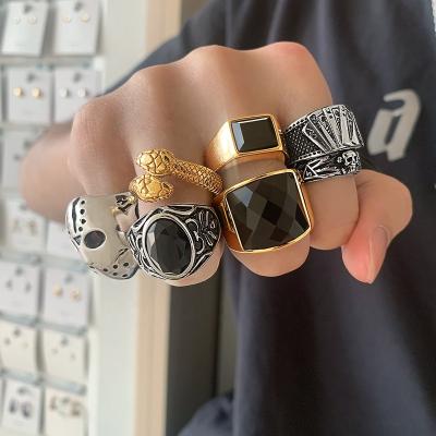 China TRENDY 2022 Men Ring Vintage Design Stylish Skull Man Rings Luxury Stainless Steel Snake Rings Women Jewelry 18k Gold Plating Jewelry for sale