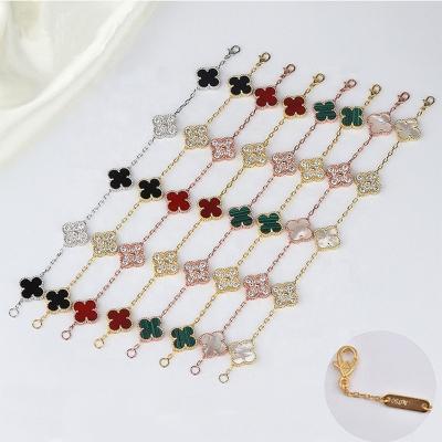 China CLASSIC 2020 New Design Fashion Jewelry S925 Diamond Malachite Clover Bracelet Gray Red Agate Silver Five-leaf Clover Bracelet for sale