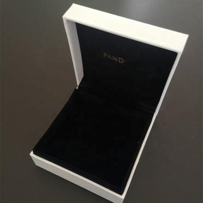 China High quality luxury jewelry box jewelry packaging charm gift box with pillow original brand logo bracelet box fit pando Ra white jewelry for sale