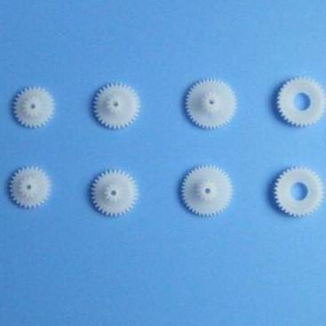 China Hobbing Sotting Small Plastic Gear , Durable Nylon Pinion Gear For Toy / Robot for sale